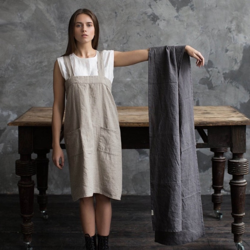 Linen pinafore apron